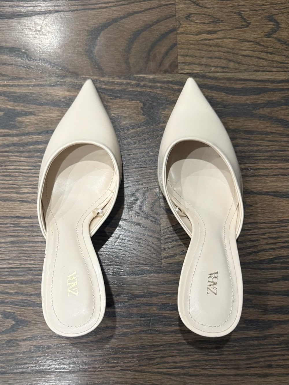 Zara ivory white 3inch pointed mules size 37 or 6.5